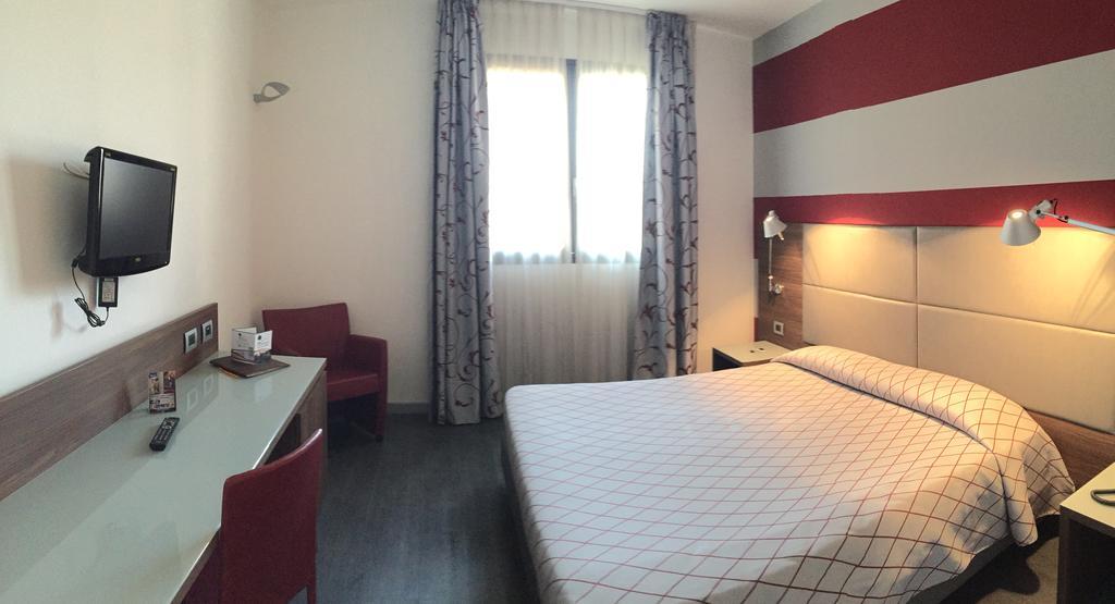 Hotel Del Parco Vigevano Eksteriør bilde